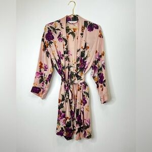 Victoria Secret 100% Silk Robe is Smokey Pinks and Lavender XS/S